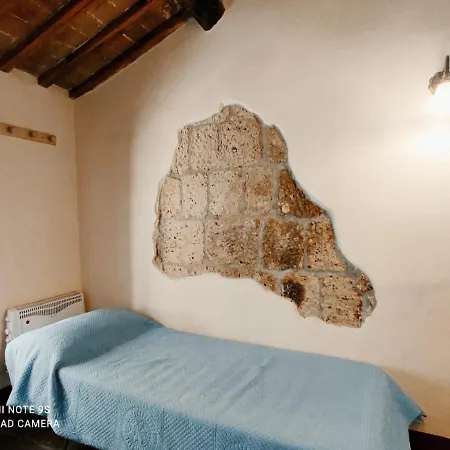 La Casa Di Iara Apartment *